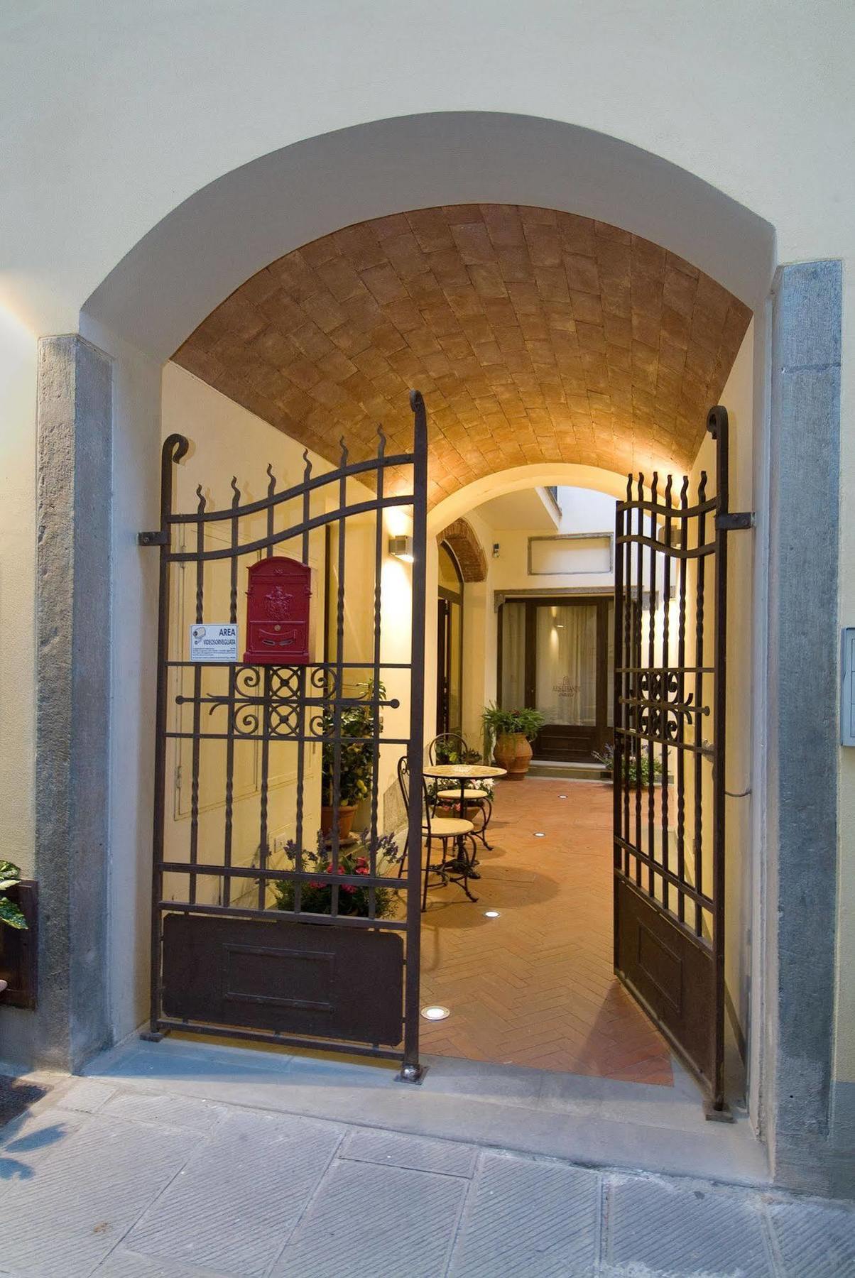 Accademia Residence Prato  Bagian luar foto