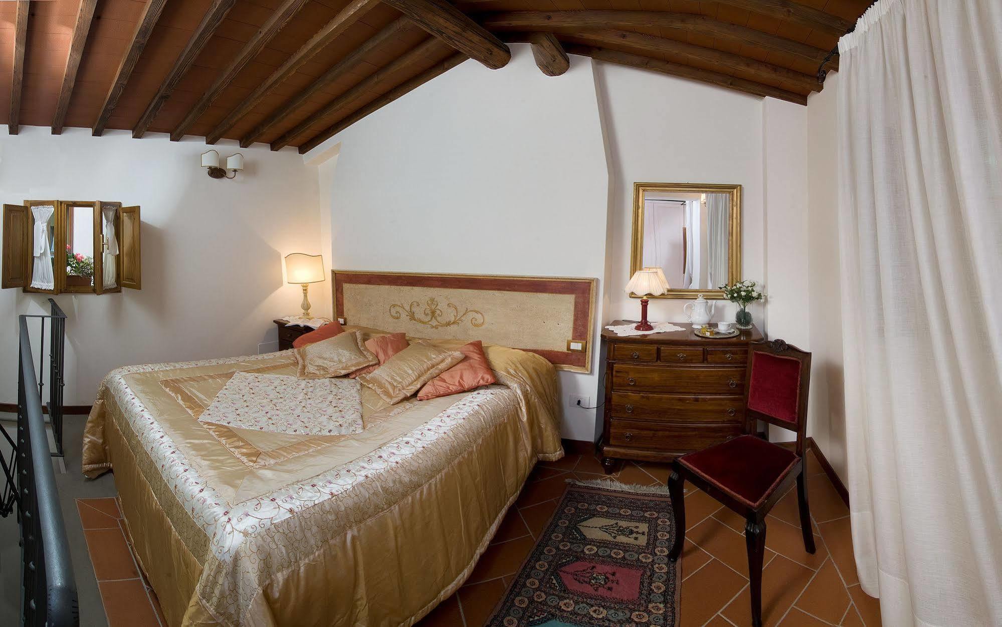 Accademia Residence Prato  Bagian luar foto