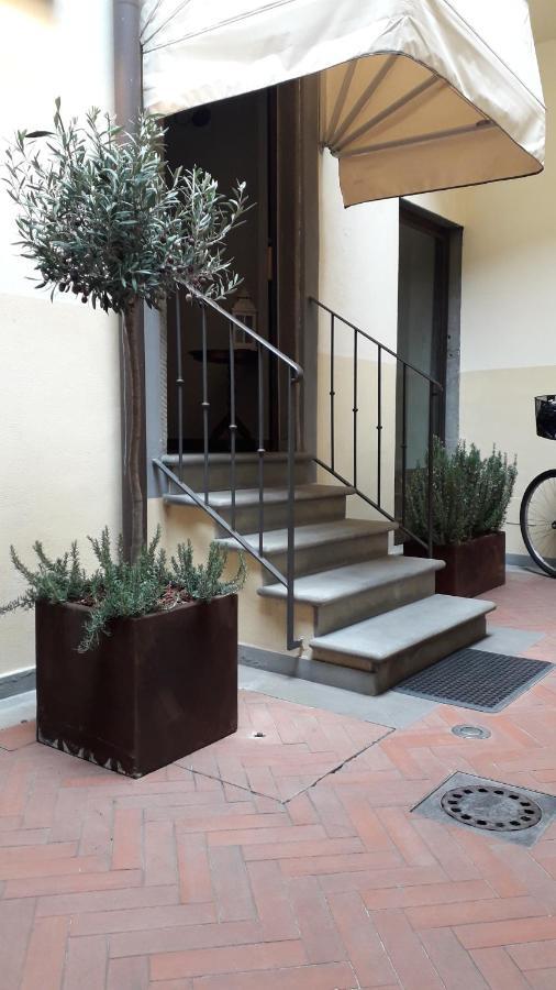 Accademia Residence Prato  Bagian luar foto